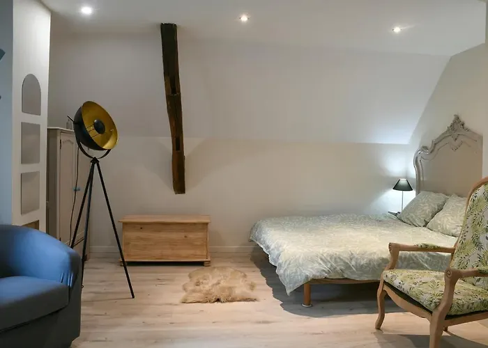 Le Petit Refuge Apartment *
