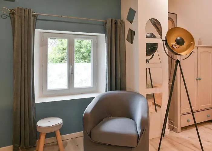 Le Petit Refuge Apartment *